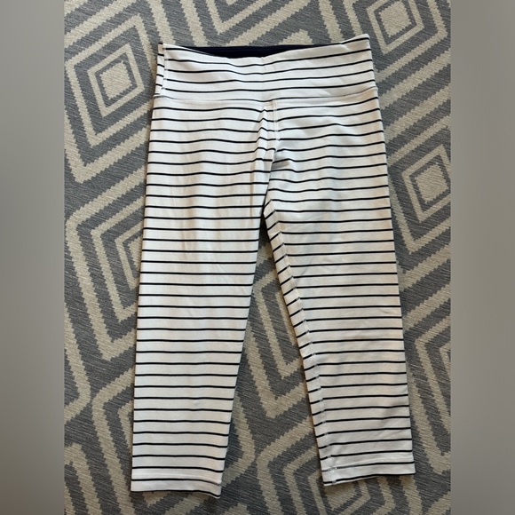 RARE lululemon quiet stripe wunder unders - Picture 1 of 4